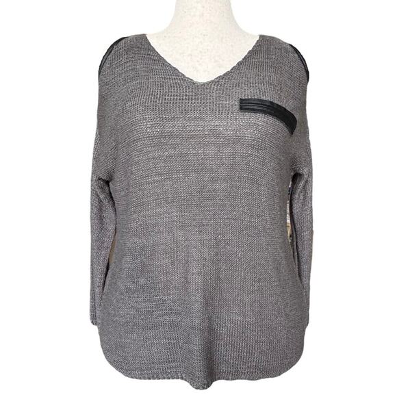 Daytrip Cold Shoulder Sweater Charcoal Gray, Women’s XS - Picture 2 of 7